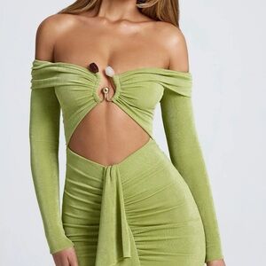 Elegant Green Off-Shoulder Dress